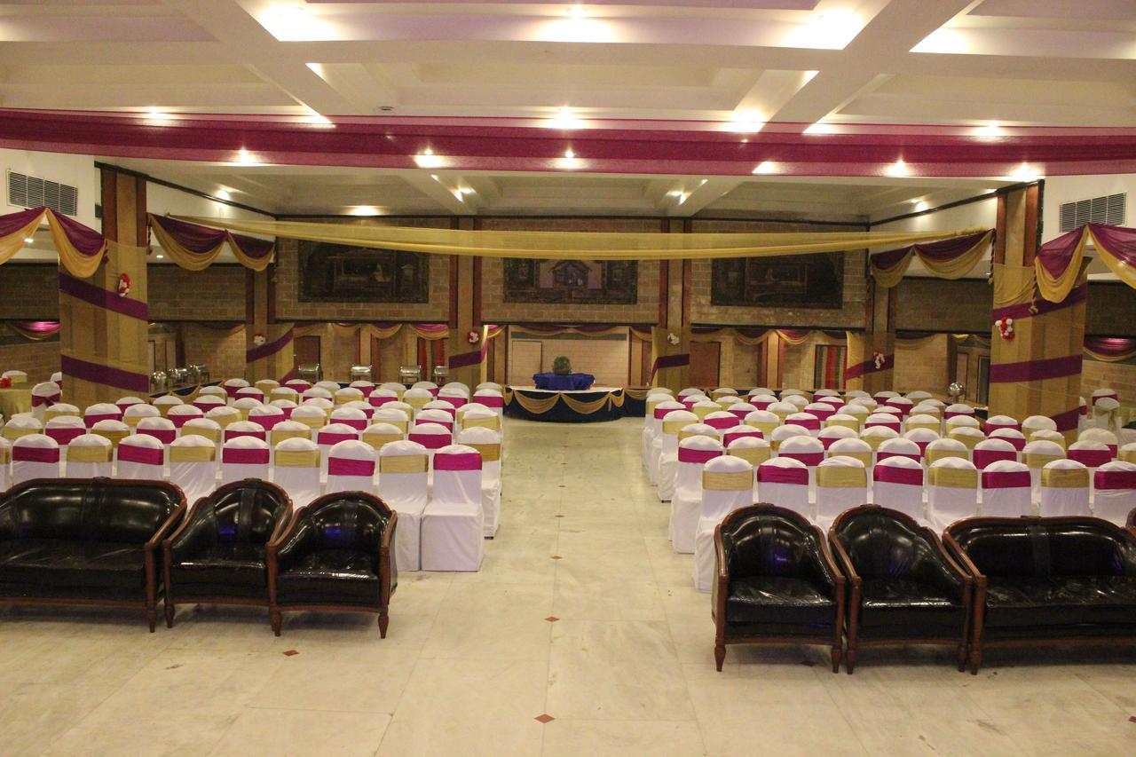 Leo Fort Hotel Jalandhar Exterior foto