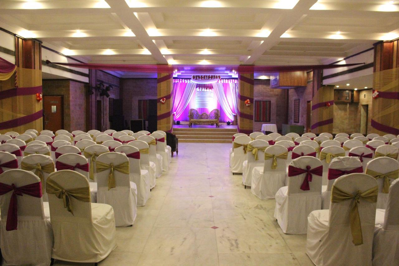 Leo Fort Hotel Jalandhar Exterior foto
